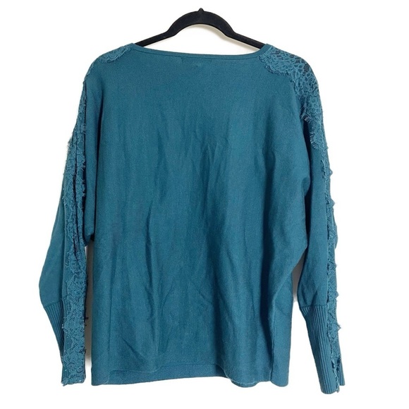 CABLE & GAUGE Women’s Teal Pullover Lace Sleeve Sweater - Medium - Picture 3 of 11